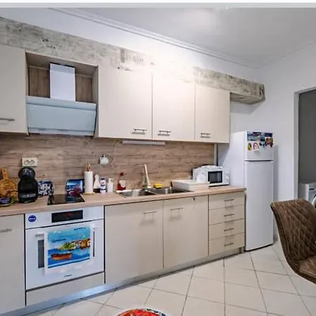 2 Bedroom