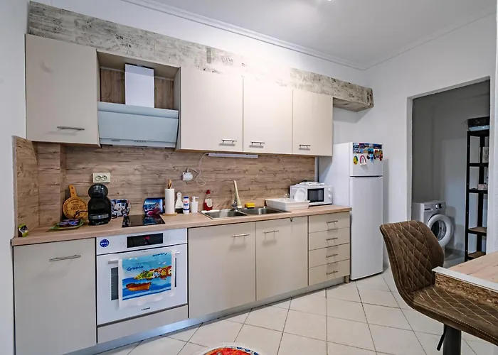 2 Bedroom Аспровальта